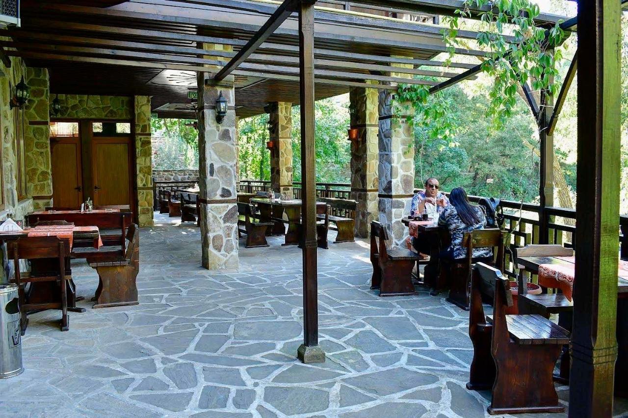 Семеен Хотел Ажур Kotel Exteriör bild